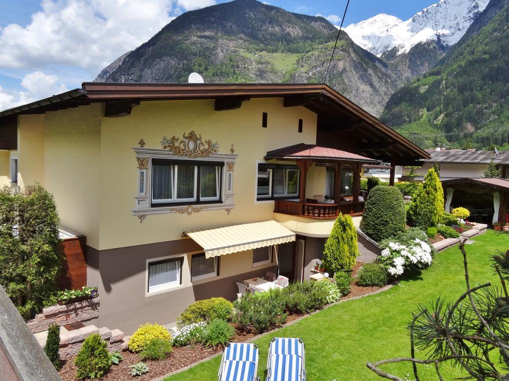 Haus Romantik Umhausen Exterior photo